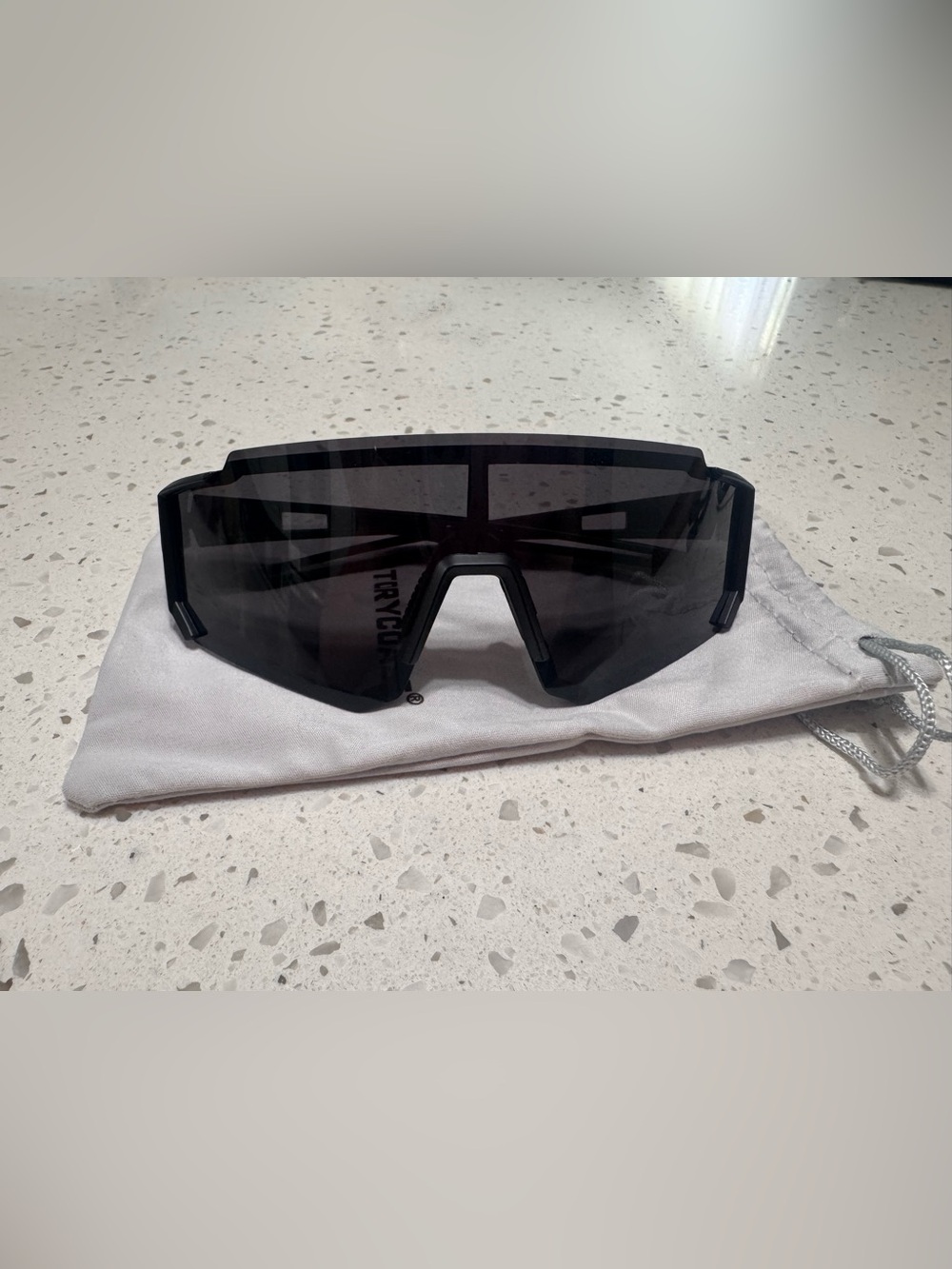 Running/Outdoor Black Shield Sunglasses